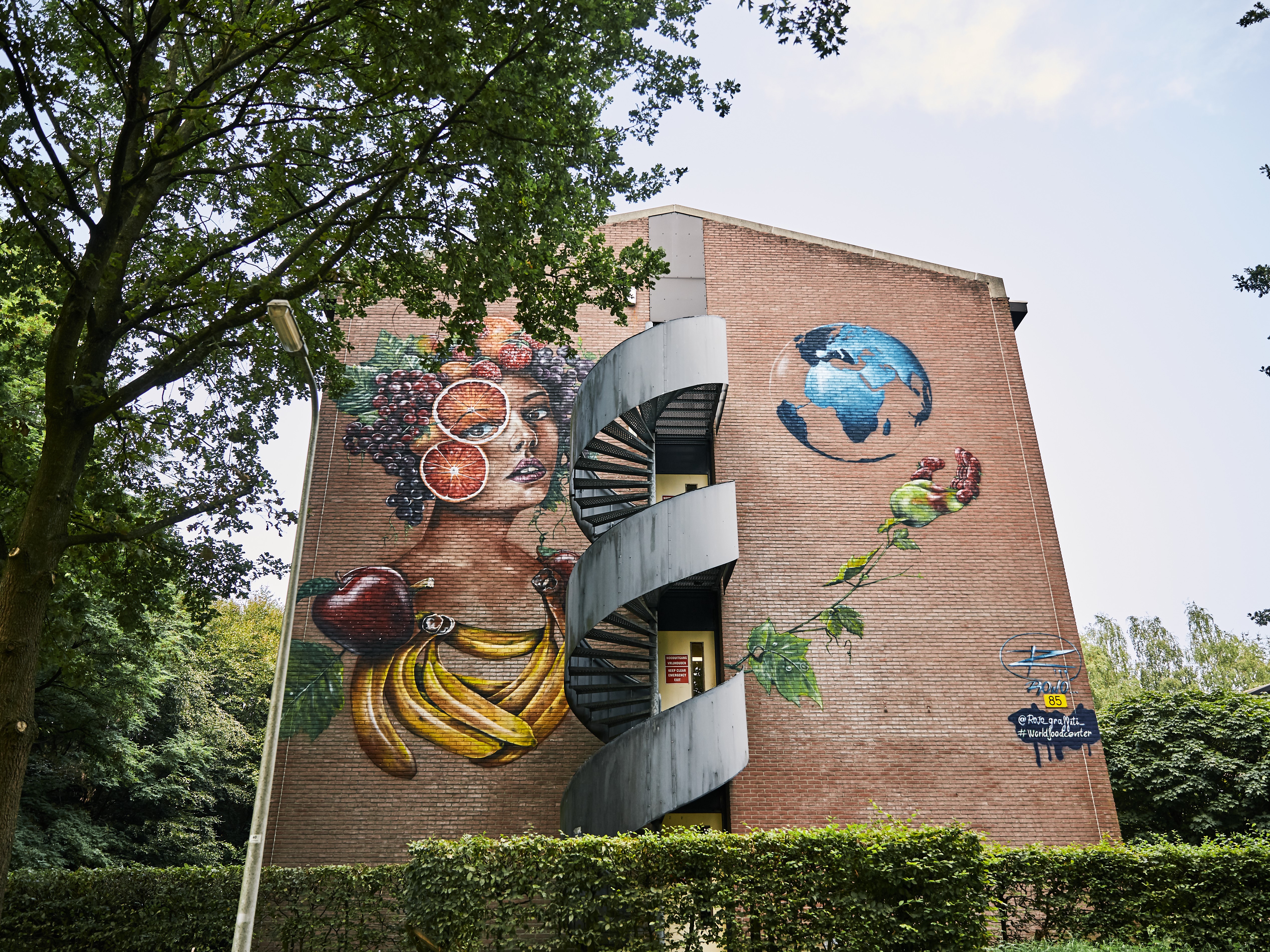 Gebouw 85 van ROOTS Innovation Hub kantoren voor startups en scale-ups